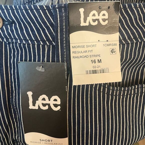 NWT Lee shorts size 16M - Picture 3 of 5